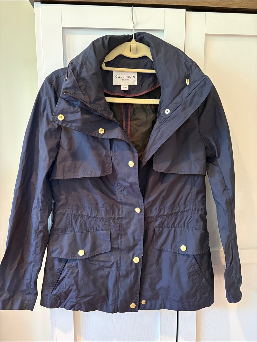 Cole Haan Navy Lightweight Packable Jacket With Gold Hardware and Hood Size XS/P